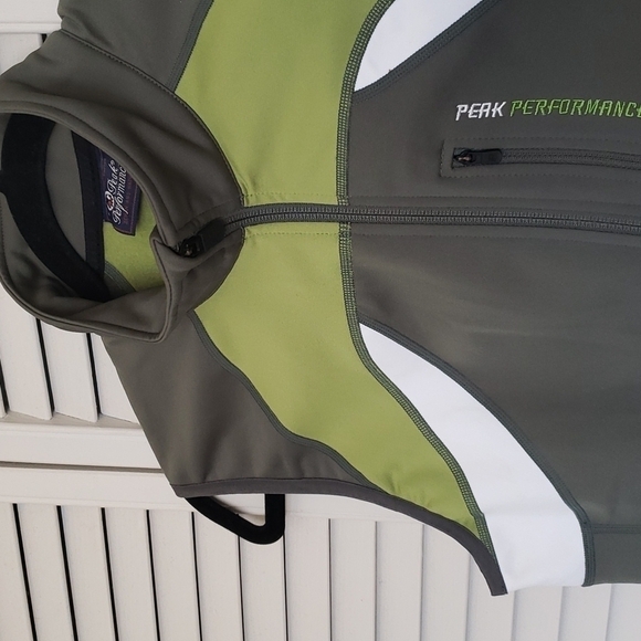 Peak Performance R&D Mid Layer Vest, Green Multi S - Picture 4 of 9